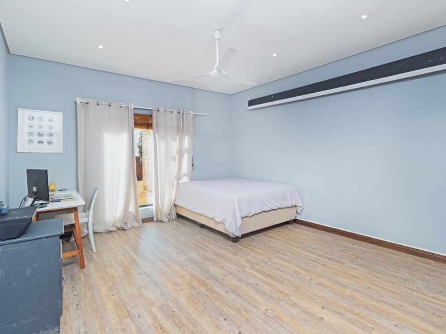 3 Bedroom Property for Sale in The Coves North West